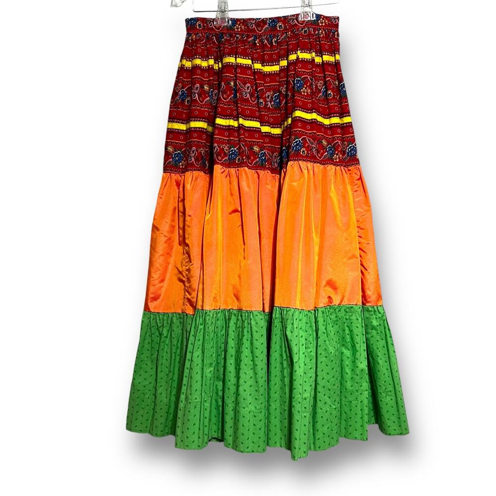 Vintage Festival Full Skirt Size Small Banjara Style Multicolor Calico Taffeta